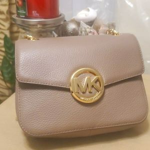 michael kors fulton shoulder flap bag